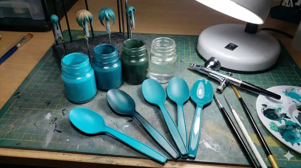 模型用塗料の調色や塗装のコツを視覚的に説明するイメージ画像